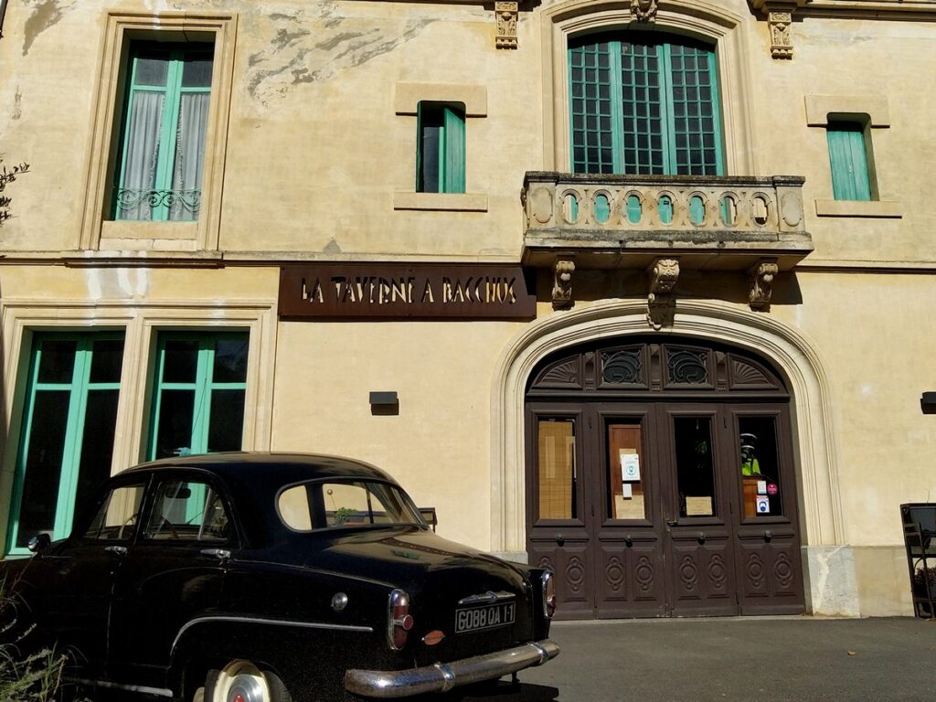 AUBERGE LA TAVERNE À BACCHUS