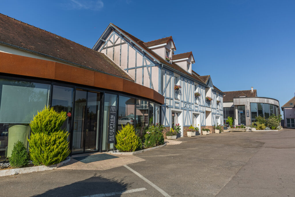 Aux Maisons