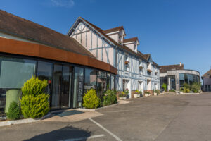 Aux Maisons