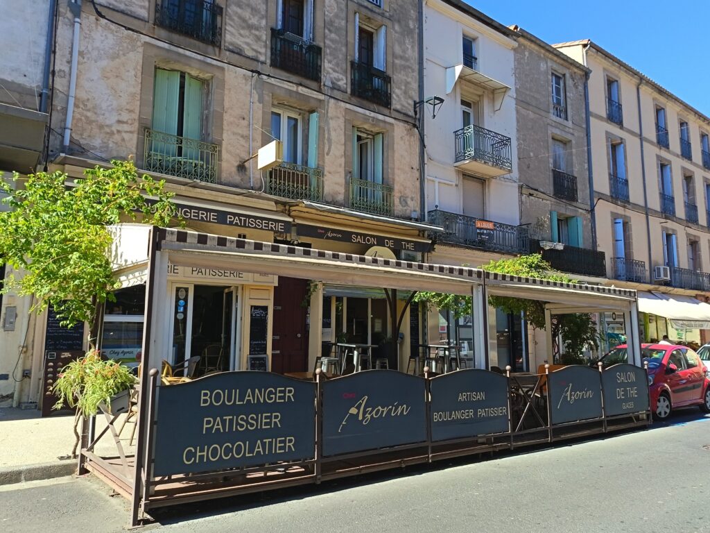 CHEZ AZORIN