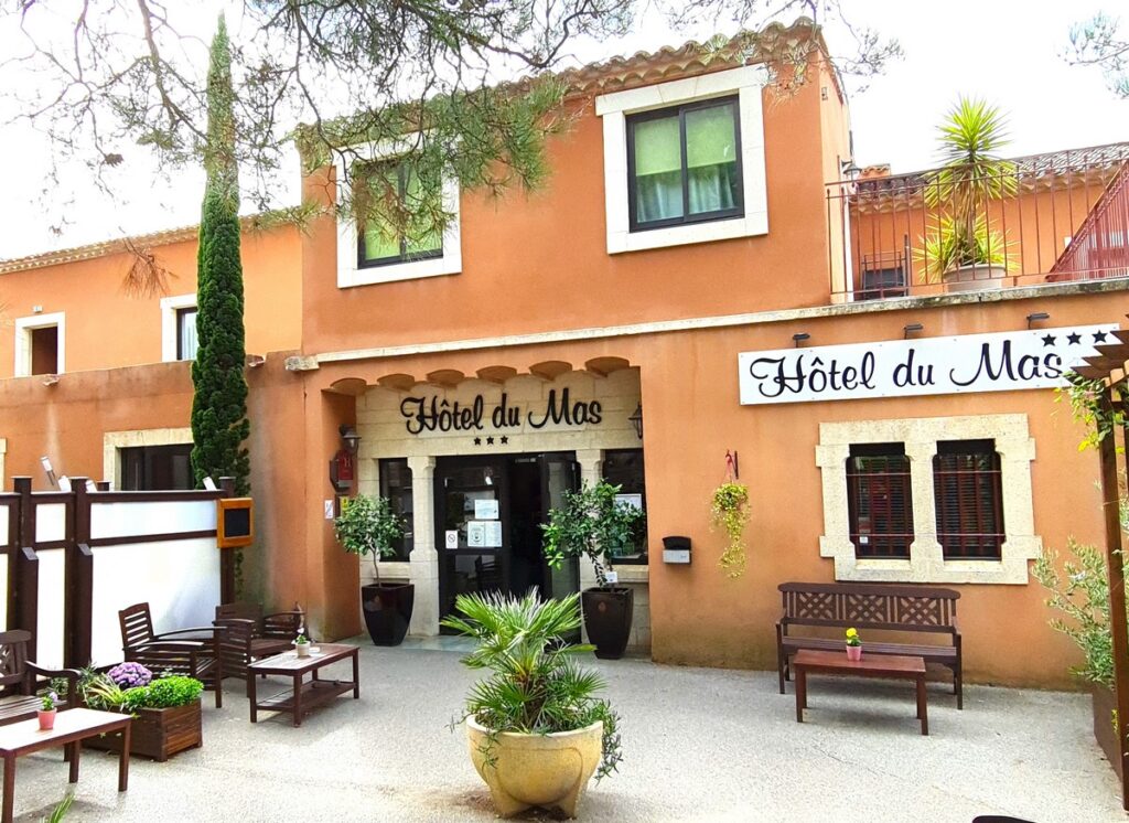 HÔTEL DU MAS
