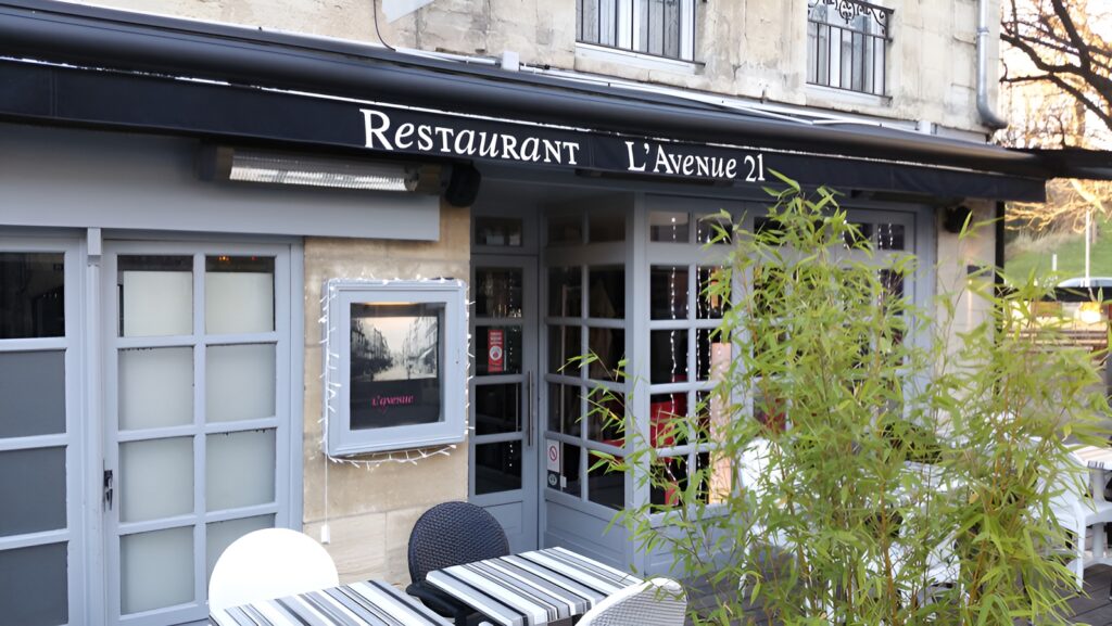 L'Avenue 21