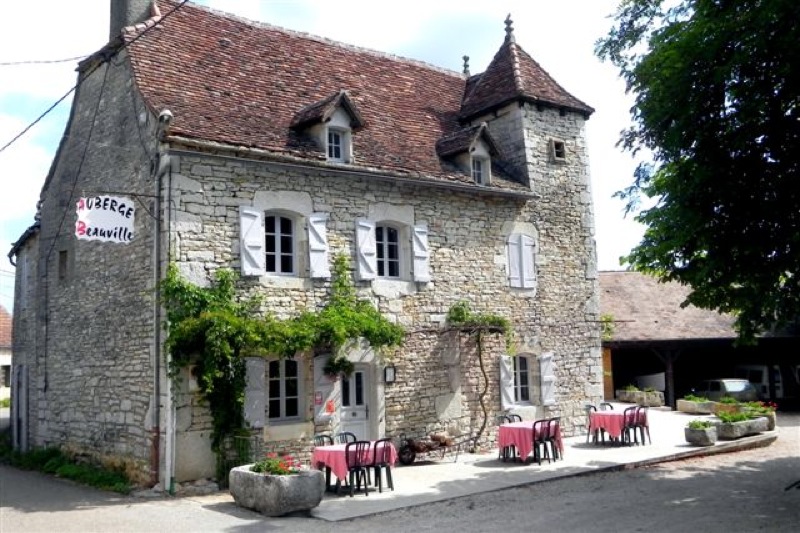 Restaurant "Auberge Beauville"