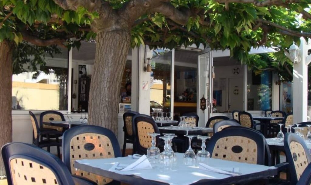 RESTAURANT DE LA MER